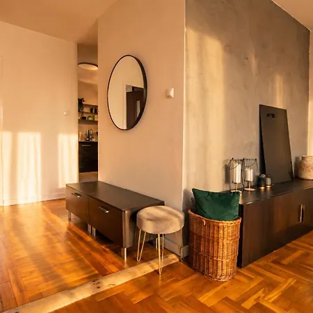 Stylish I Quiet Area I Beautiful View I Fully Equipped Kitchen - Thermomix & Coffee Machine شقة
