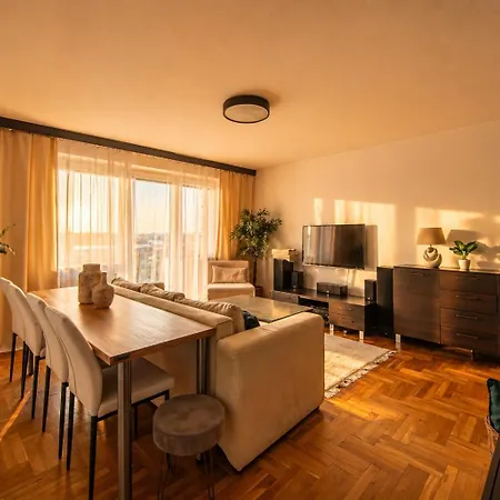 شقة Stylish I Quiet Area I Beautiful View I Fully Equipped Kitchen - Thermomix & Coffee Machine