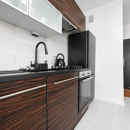 Stylish I Quiet Area I Beautiful View I Fully Equipped Kitchen - Thermomix & Coffee Machine شقة