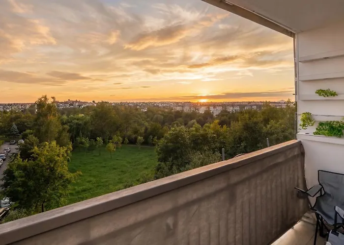 Private Nest With Gren Park View With Carpark * Gdańsk